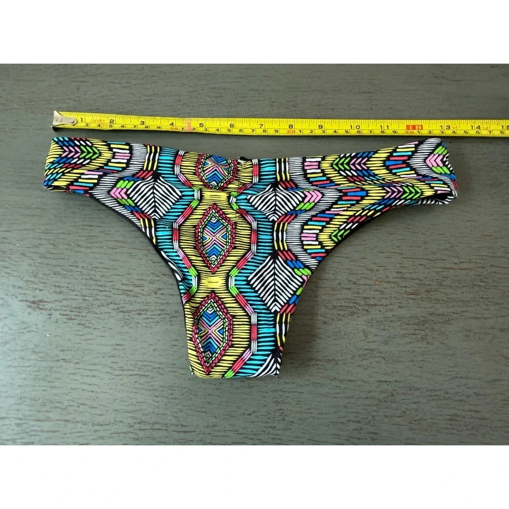 L Space Bitsy Cut Bikini Bottoms XS Multi Color Tribal Geometric Print Low Rise